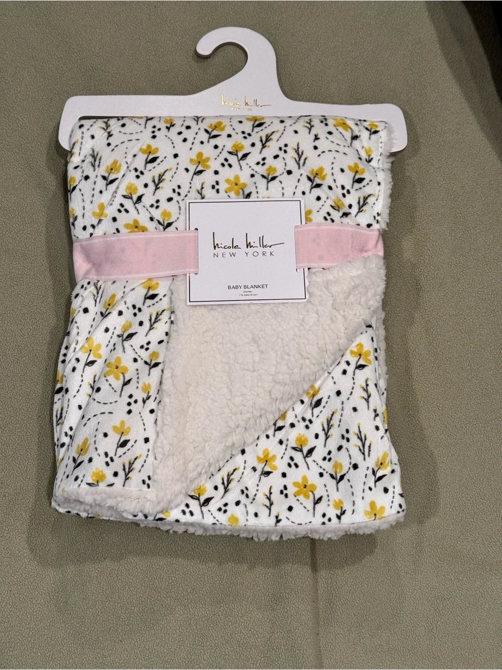 NWT Nicole Miller Floral Sherpa Baby Blanket 30x40 Yellow White